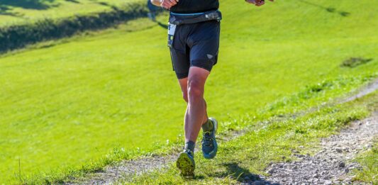 Velký test čtyř našich nejoblíbenějších běžeckých ponožek od Sidas