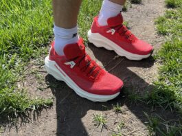 Salomon Ultra Glide 4: komfort na dlouhé trailové kilometry