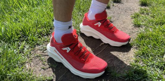 Salomon Ultra Glide 4: komfort na dlouhé trailové kilometry