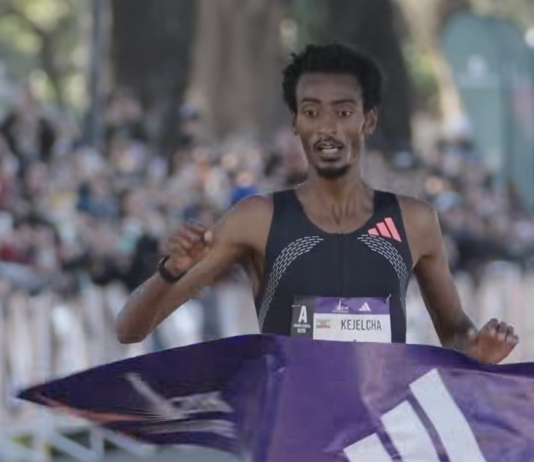Kejelcha znovu světovým rekordmanem v půlmaratonu: v Buenos Aires běžel 56:51!